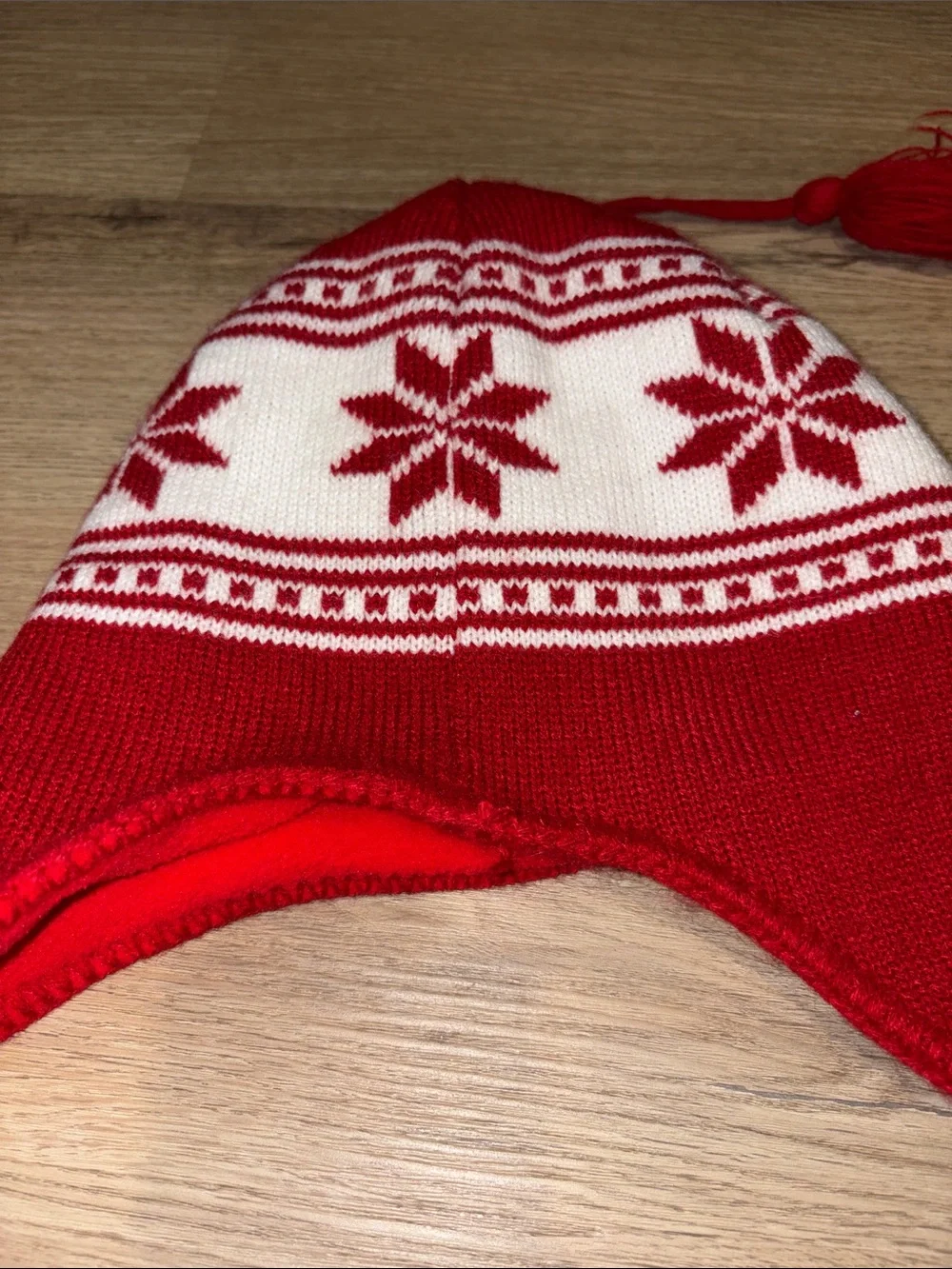 Louisville Cardinal Logo Knit Earflap Pom Hat
